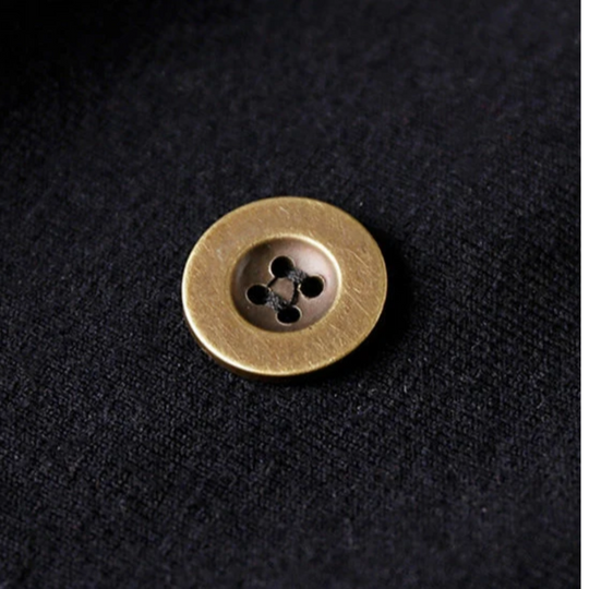 Fijndraa - Elegante Gebreide Jurk in Wikkelstijl met Knoopdetails, Lange Mouwen, Gebreide Dames Jurks