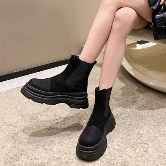 Livonte - Dames Chelsea Boots met Plateauzool en Gestructureerde Neus