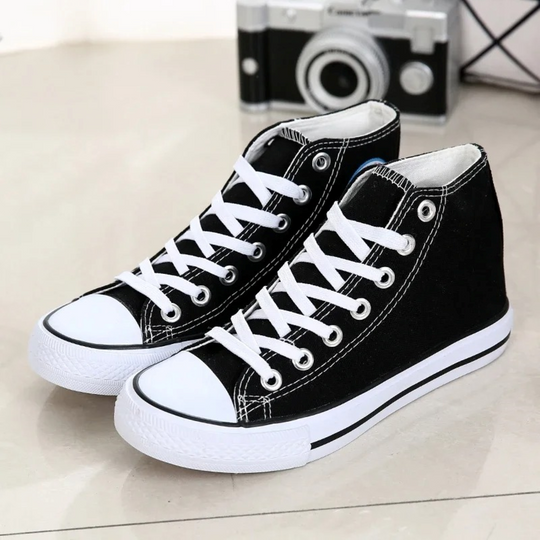 MODA Witte Winddichte Dames Hoge Sneakers met Ronde Teen