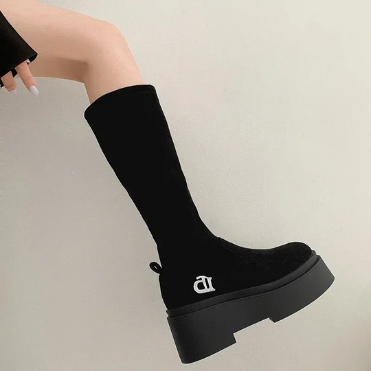 Moda Hoge Laarzen – Dameslaarzen met Plateauzool en Modern Design