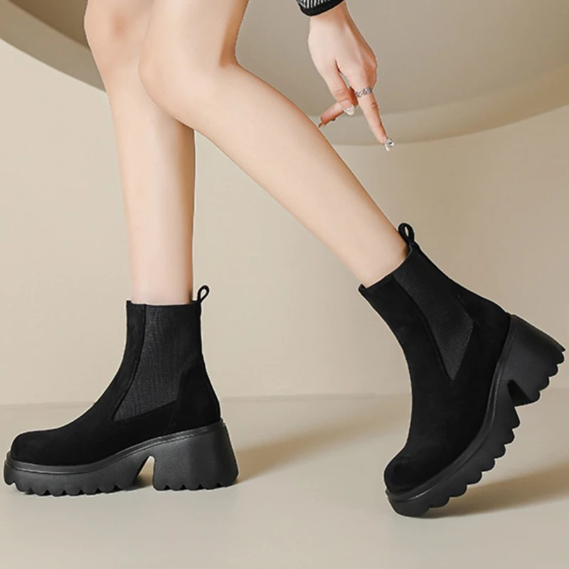 Elirena - Dames Chelsea Boots met Dikke Hak en Elastische Zijkanten