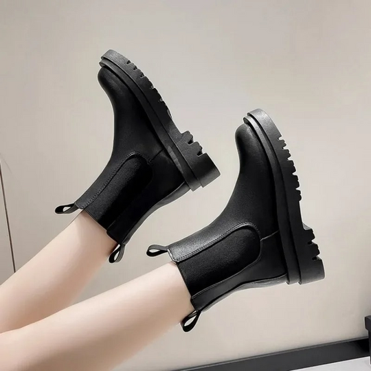 Valdora - Dames Chelsea Boots met Dubbele Treklussen en Zware Zool