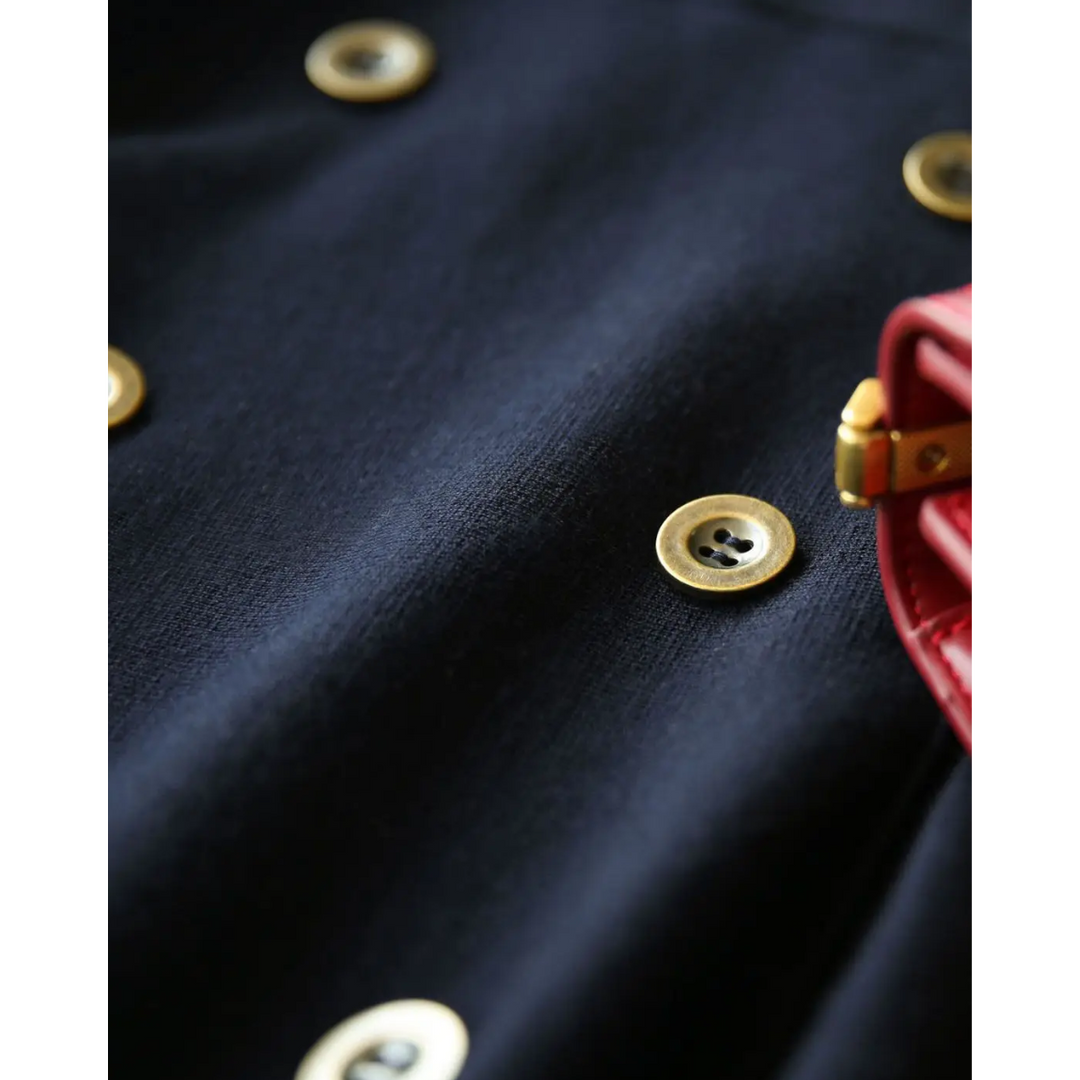 Fijndraa - Elegante Gebreide Jurk in Wikkelstijl met Knoopdetails, Lange Mouwen, Gebreide Dames Jurks